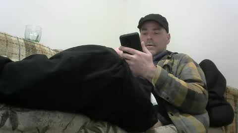 Snapshot of derf007 chatting on March 4, 5:03 pm derf007 online show from March 4, 5:03 pm