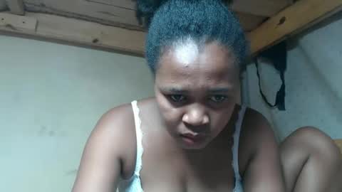 Snapshot of derissa chatting on March 15, 11:27 am derissa online show from March 15, 11:27 am