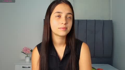 Snapshot of derly_cuervo703031 chatting on June 12, 8:08 pm derly_cuervo703031 online show from June 12, 8:08 pm