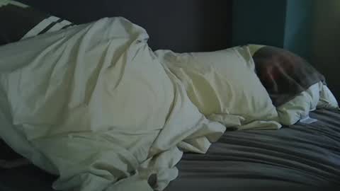 derokkes online show from March 26, 12:55 pm