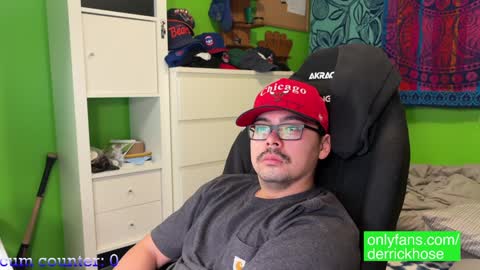 Snapshot of derrick_hose chatting on January 9, 4:41 am Derrick Hose online show from January 9, 4:41 am