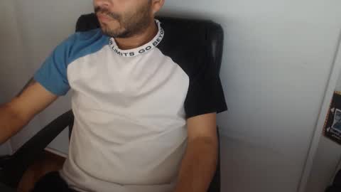     online show from November 17, 12:44 pm