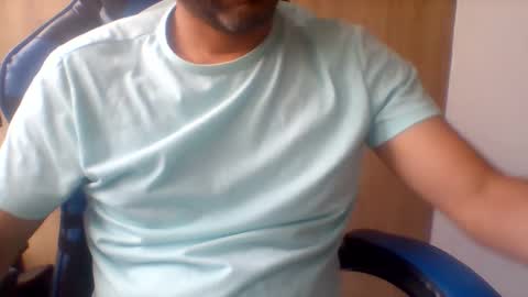     online show from March 31, 9:26 pm