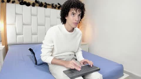 desert_soul online show from January 8, 11:40 pm