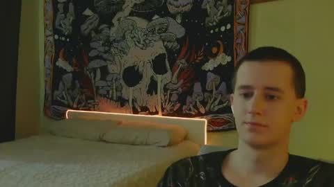 Snapshot of deshman1 chatting on May 18, 9:04 am deshman1 online show from May 18, 9:04 am