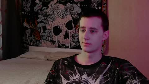 Snapshot of deshman1 chatting on June 3, 2:25 am deshman1 online show from June 3, 2:25 am