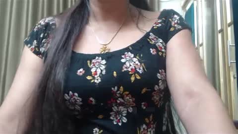 Snapshot of desimaisa130 chatting on December 21, 7:16 pm Maisa online show from December 21, 7:16 pm