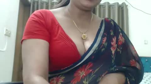 Snapshot of desimaisa130 chatting on March 1, 5:05 pm Maisa online show from March 1, 5:05 pm