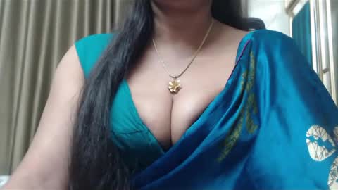 Snapshot of desimaisa130 chatting on March 4, 9:00 pm Maisa online show from March 4, 9:00 pm