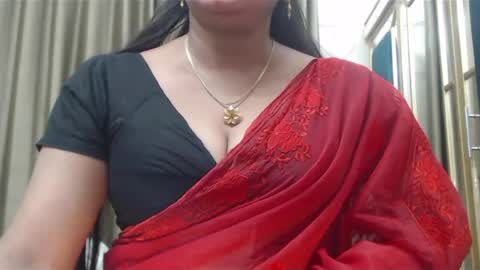 Snapshot of desimaisa130 chatting on March 9, 4:55 pm Maisa online show from March 9, 4:55 pm