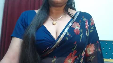 Snapshot of desimaisa130 chatting on September 14, 4:39 pm Maisa online show from September 14, 4:39 pm