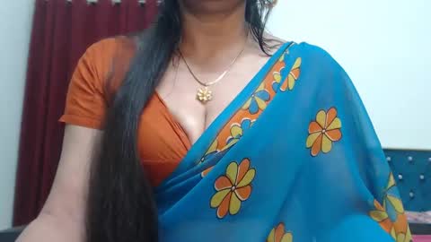 Snapshot of desimaisa130 chatting on September 16, 4:19 pm Maisa online show from September 16, 4:19 pm