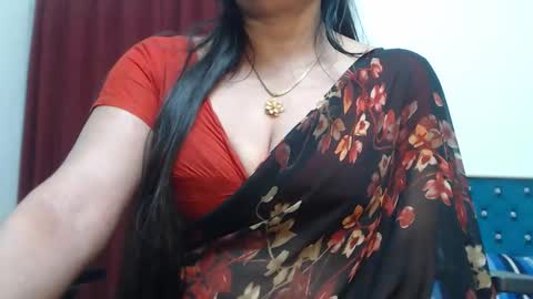 Snapshot of desimaisa130 chatting on September 20, 4:52 pm Maisa online show from September 20, 4:52 pm