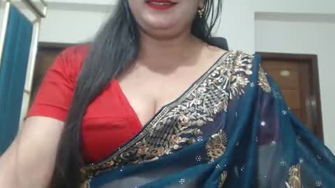 Snapshot of desimaisa130 chatting on May 5, 4:26 pm Maisa online show from May 5, 4:26 pm