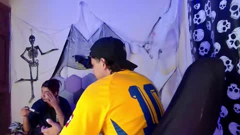 TORI AND MR. BEAR online show from October 30, 12:17 pm