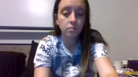 Snapshot of desireme19 chatting on July 20, 2:59 am desireme19 online show from July 20, 2:59 am