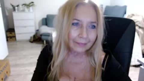 S O F I A online show from December 19, 2:46 pm