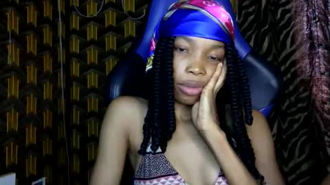 Deslimbody online show from April 4, 1:30 pm