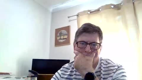 Desmon1958 online show from April 7, 1:39 am