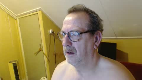 destelp online show from February 8, 6:50 am