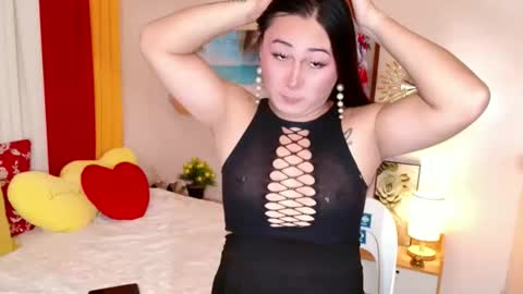 destenierose online show from October 11, 7:01 pm