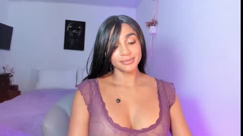 Destinne Mill online show from February 19, 1:17 pm