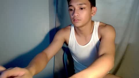 Snapshot of destroyer_joshx chatting on October 10, 4:00 am destroyer_joshx online show from October 10, 4:00 am