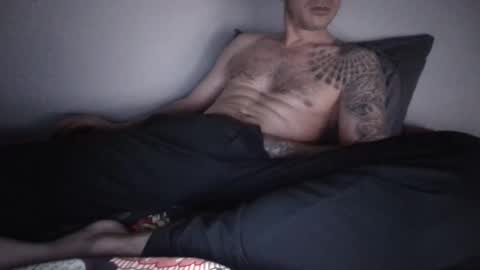 Snapshot of destrudoxxx chatting on May 16, 6:39 pm Destrudo online show from May 16, 6:39 pm