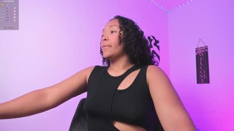 desty_y online show from November 9, 5:44 pm