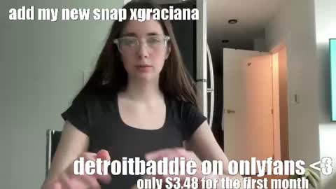 detroitbaddie online show from March 3, 1:31 pm