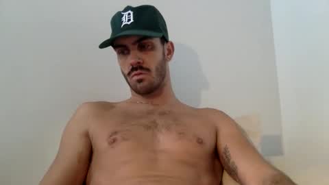 Snapshot of detroitbro chatting on October 21, 3:02 pm Detroit Bro online show from October 21, 3:02 pm