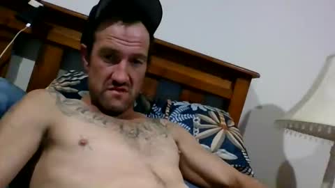 Snapshot of deusemcee92 chatting on May 26, 3:30 pm deusemcee92 online show from May 26, 3:30 pm