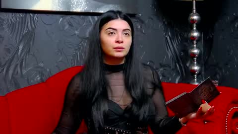 Snapshot of devashaqueen chatting on February 17, 8:33 am Devasha online show from February 17, 8:33 am