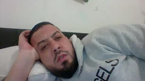 Snapshot of devil_angel66 chatting on December 3, 6:49 pm devil_angel66 online show from December 3, 6:49 pm