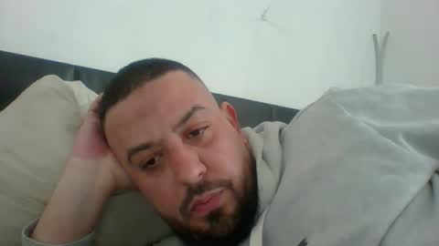 Snapshot of devil_angel66 chatting on February 5, 1:49 pm devil_angel66 online show from February 5, 1:49 pm