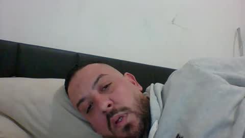 Snapshot of devil_angel66 chatting on March 24, 9:20 pm devil_angel66 online show from March 24, 9:20 pm