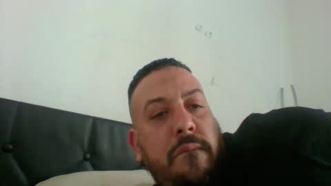 Snapshot of devil_angel66 chatting on April 21, 2:34 pm devil_angel66 online show from April 21, 2:34 pm