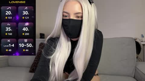 Snapshot of deviliaaa chatting on April 16, 2:07 pm Devil online show from April 16, 2:07 pm