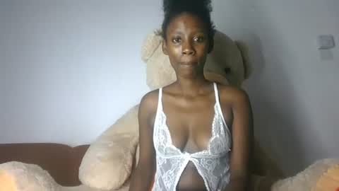 Snapshot of devilish_3710 chatting on June 28, 4:24 pm devilish_3710 online show from June 28, 4:24 pm