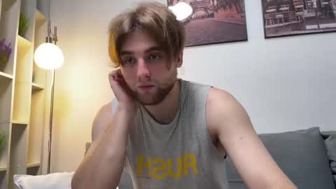 Snapshot of devilnut1 chatting on December 11, 6:47 am devilnut1 online show from December 11, 6:47 am