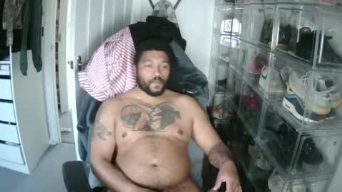 Snapshot of devilsden92 chatting on March 18, 5:27 pm devilsden92 online show from March 18, 5:27 pm