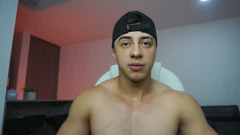 Snapshot of devin_hunter chatting on December 2, 12:09 am Devin Hunter online show from December 2, 12:09 am