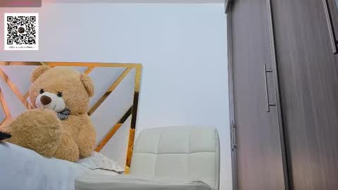 Devin Hunter online show from November 2, 1:35 pm