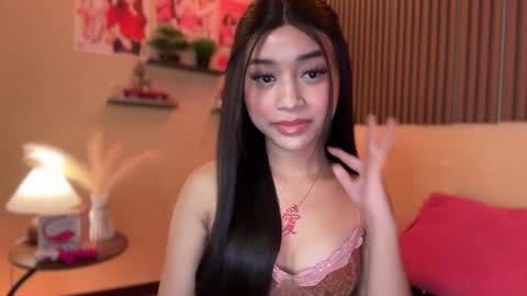 Devine Greyson online show from October 28, 3:47 pm