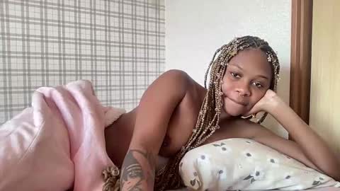 Devine Star online show from March 16, 2:28 am