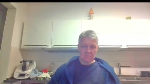 Devon online show from December 16, 1:10 am