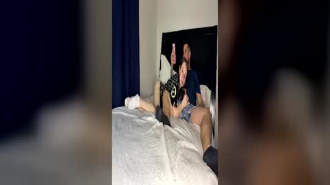Snapshot of devonclarky213 chatting on June 16, 9:45 am come play online show from June 16, 9:45 am