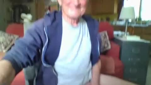 Dexter online show from November 8, 9:57 pm