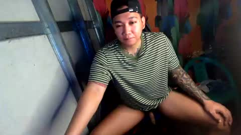 Snapshot of deymcum chatting on August 1, 11:58 pm DeymCum online show from August 1, 11:58 pm