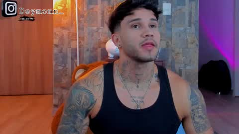 Snapshot of deymon_scott chatting on September 21, 11:17 pm JULIAN online show from September 21, 11:17 pm